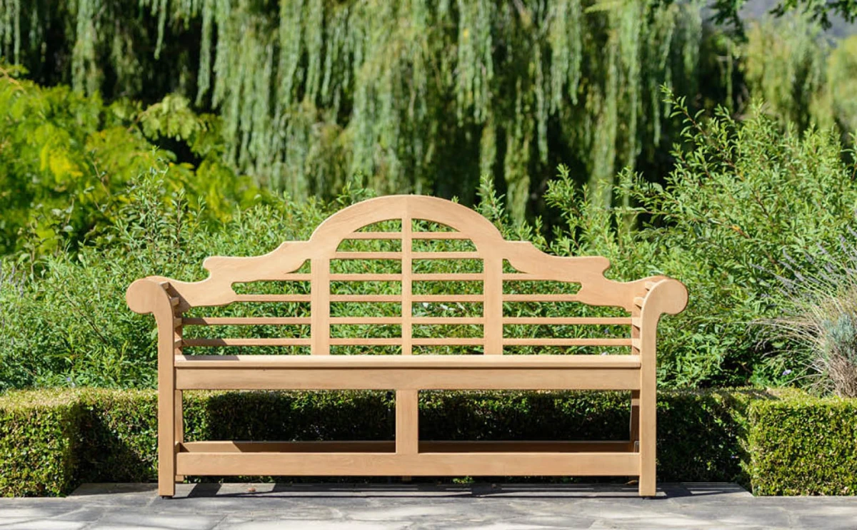Cotswold__LutyensBench_Landscape_1616x1000