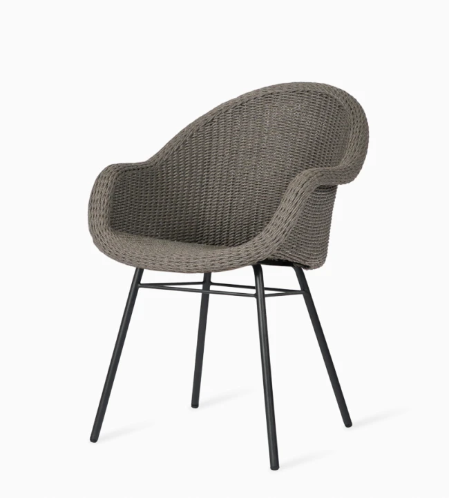 Vincentsheppard_Remi_SAB_F9_300DPI_4x5